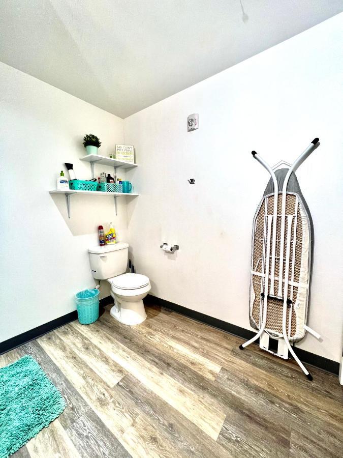 Private Room With Shared Bathroom On The 1St Floor 10 Minutes Walk To University Of Washington Seattle Exteriör bild