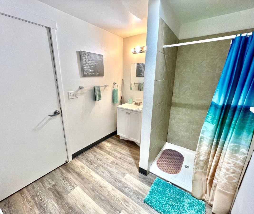 Private Room With Shared Bathroom On The 1St Floor 10 Minutes Walk To University Of Washington Seattle Exteriör bild